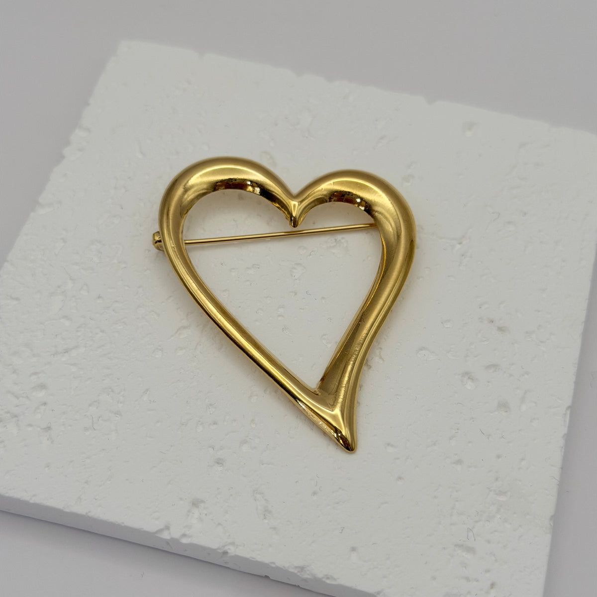 Broche