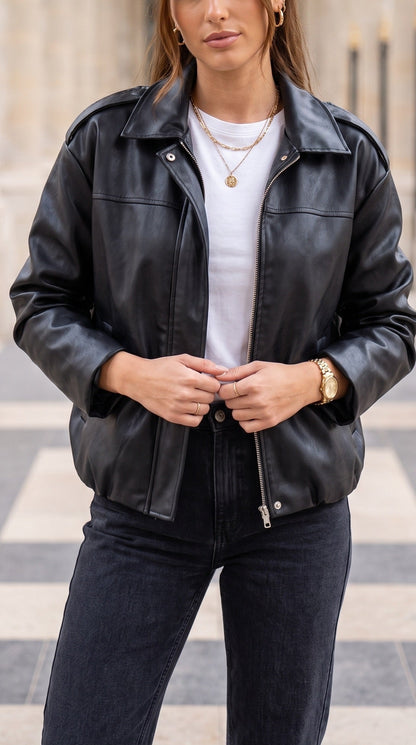 Veste simili