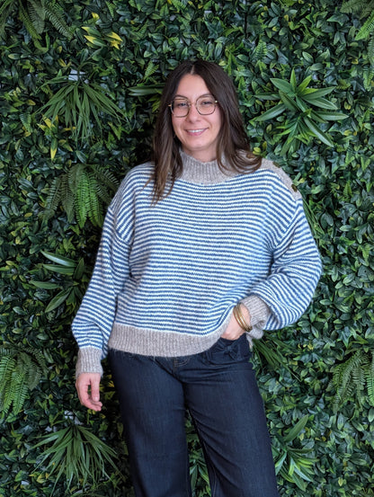 Pull navy