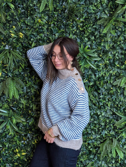 Pull navy