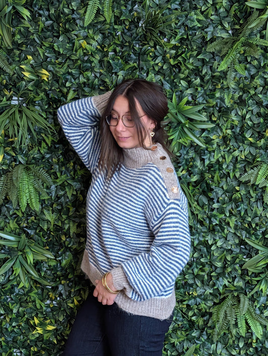 Pull navy